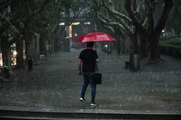 El SMN emitió alerta amarilla por lluvias intensas para la madrugada de este lunes 24 de marzo