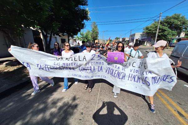 Caminata por el corredor Violeta de Empalme: una trama comunitaria que hace frente a las violencias de género