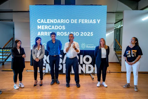 Economía Social: Javkin encabezó la presentación del Calendario de Ferias y Mercados 2025