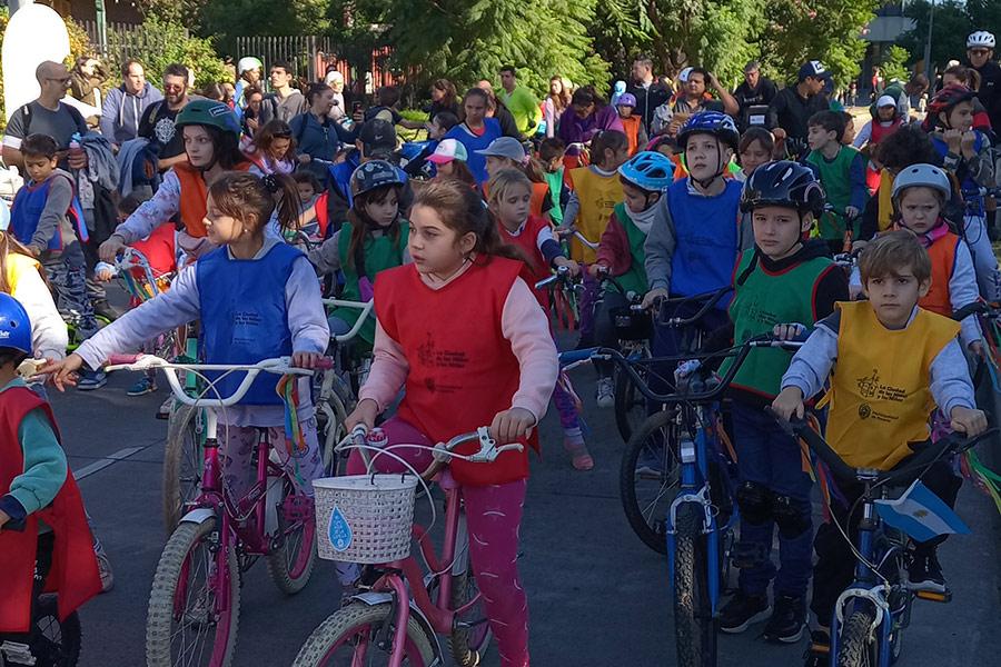 bicicletada de ni;as y ni;os