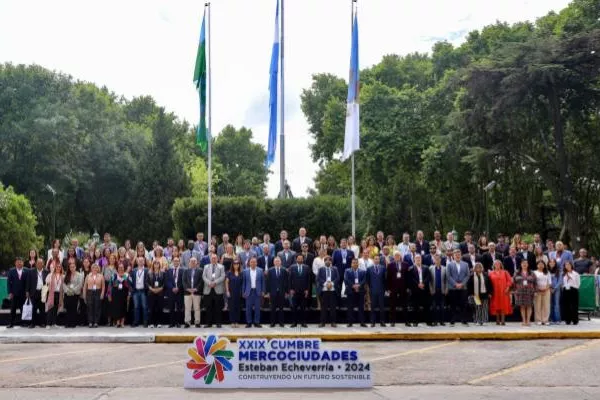 Participamos de la 29º Cumbre de Mercociudades en Esteban Echeverría, fortaleciendo nuestro compromiso con la integración regional asumiendo la vicepresidencia de Relaciones Institucionales de la Red.